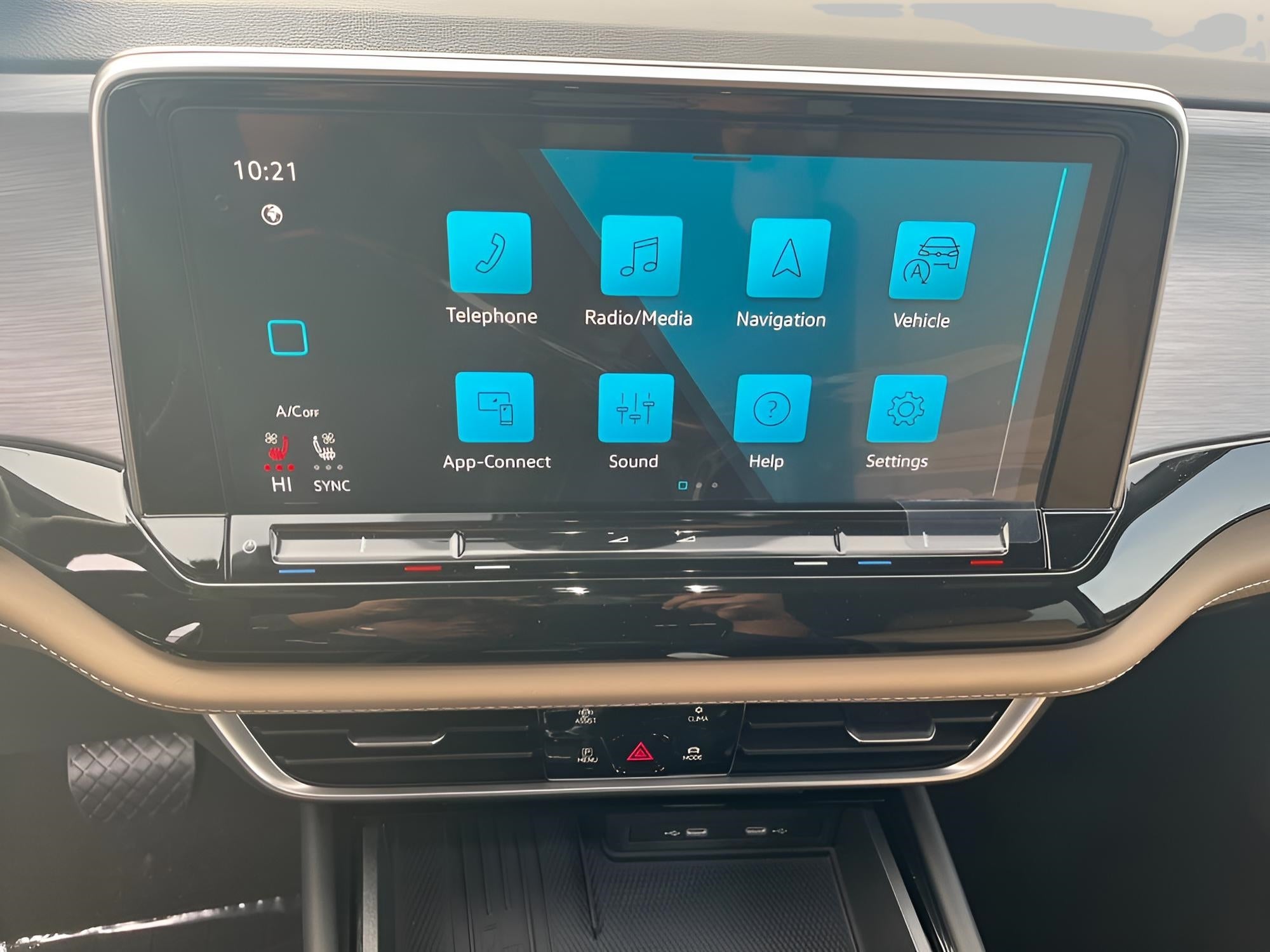 2026 Volkswagen Atlas Cross Sport 2.0T SE w/Technology 4MOTION