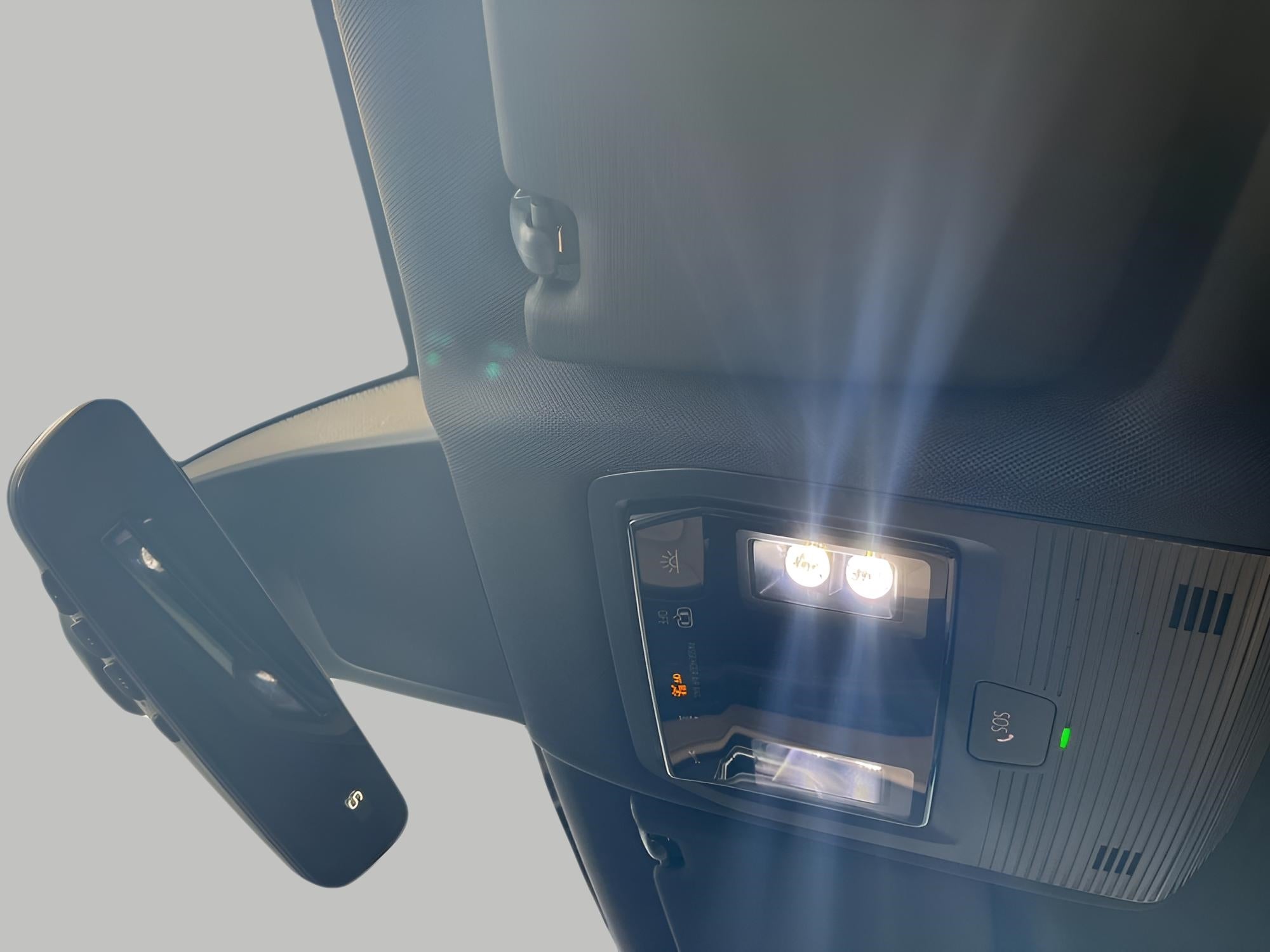 2026 Volkswagen Atlas Cross Sport 2.0T SE w/Technology 4MOTION