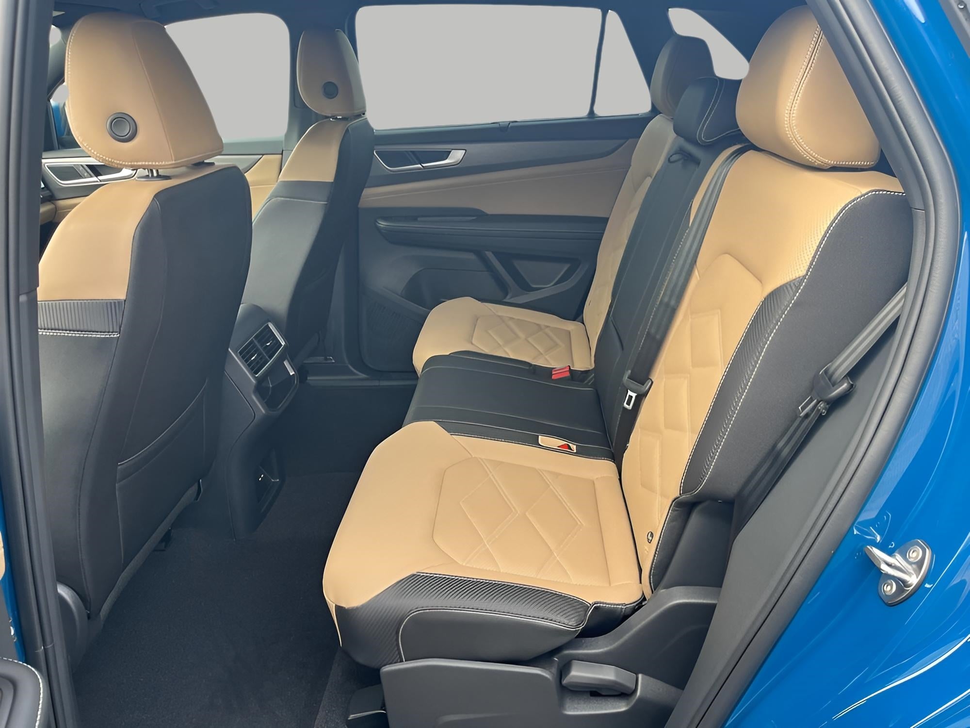 2026 Volkswagen Atlas Cross Sport 2.0T SE w/Technology 4MOTION