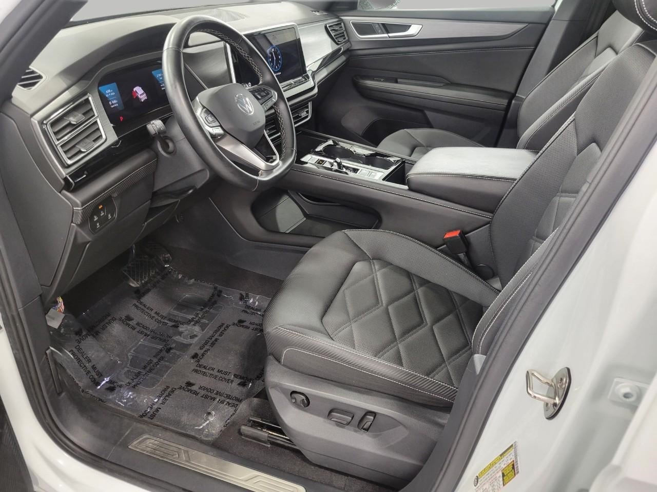 2025 Volkswagen Atlas Cross Sport 2.0T SE w/Technology 4MOTION