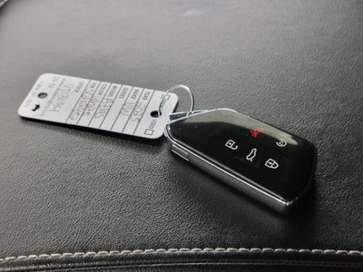 2025 Volkswagen Atlas Cross Sport 2.0T SE w/Technology 4MOTION