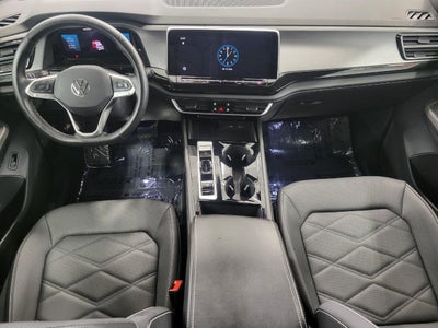 2025 Volkswagen Atlas Cross Sport 2.0T SE w/Technology 4MOTION