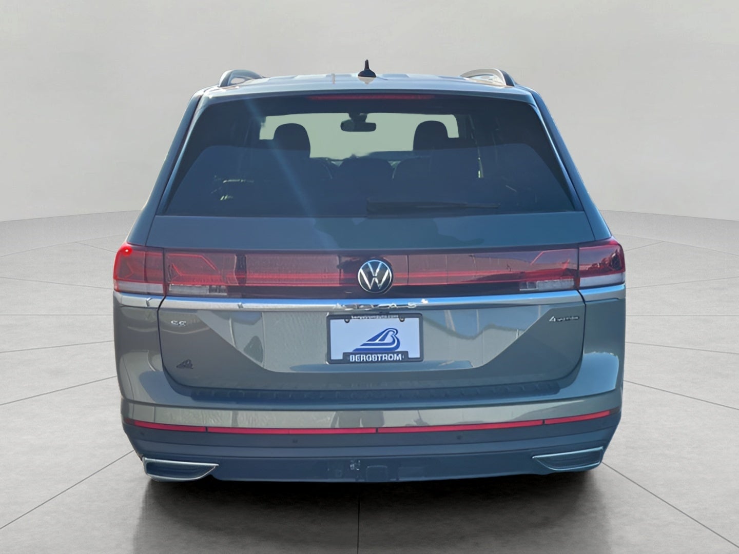 2026 Volkswagen Atlas 2.0T SE w/Technology 4MOTION