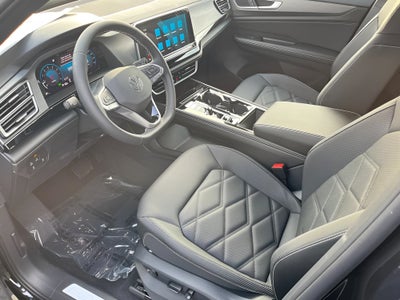 2026 Volkswagen Atlas Cross Sport 2.0T SE w/Technology 4MOTION