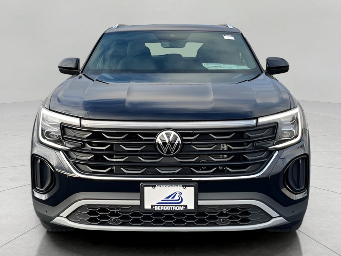 2026 Volkswagen Atlas Cross Sport 2.0T SE w/Technology 4MOTION