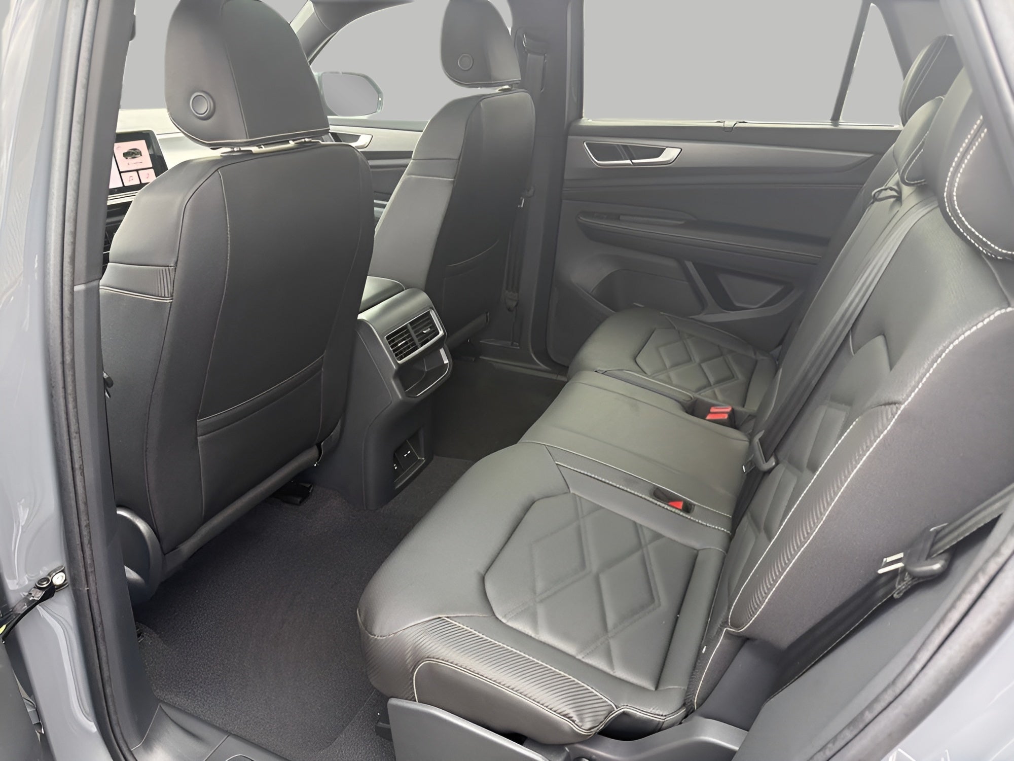 2026 Volkswagen Atlas Cross Sport 2.0T SE w/Technology 4MOTION