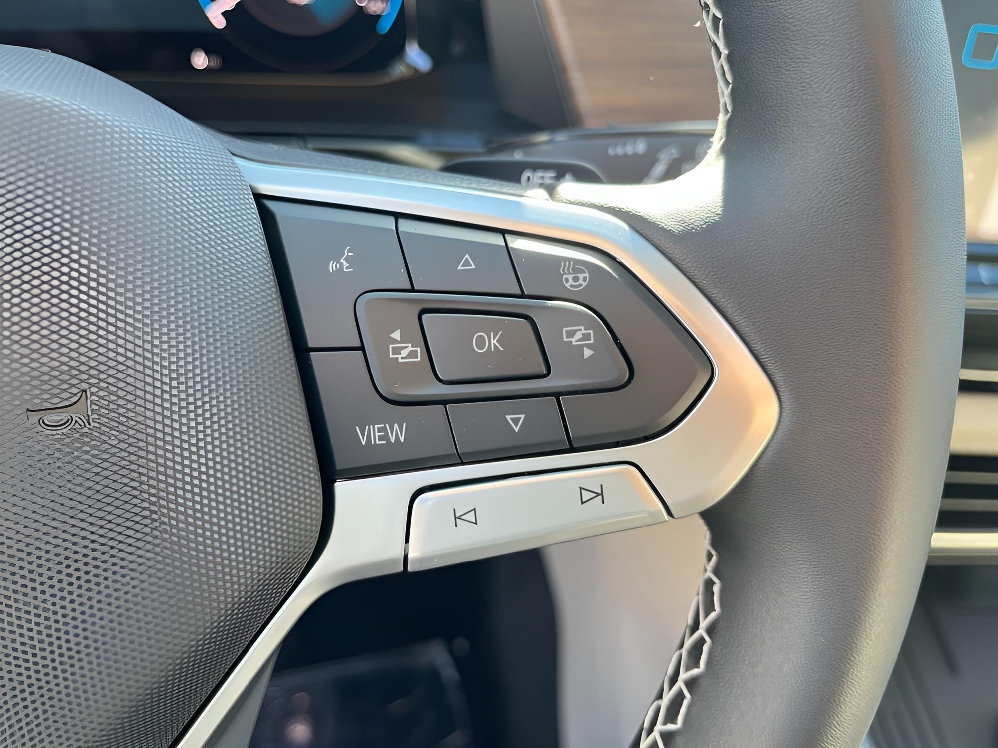 2026 Volkswagen Atlas 2.0T SE w/Technology 4MOTION