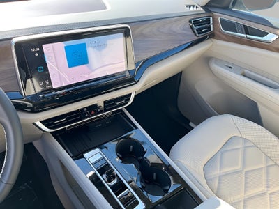 2026 Volkswagen Atlas 2.0T SE w/Technology 4MOTION