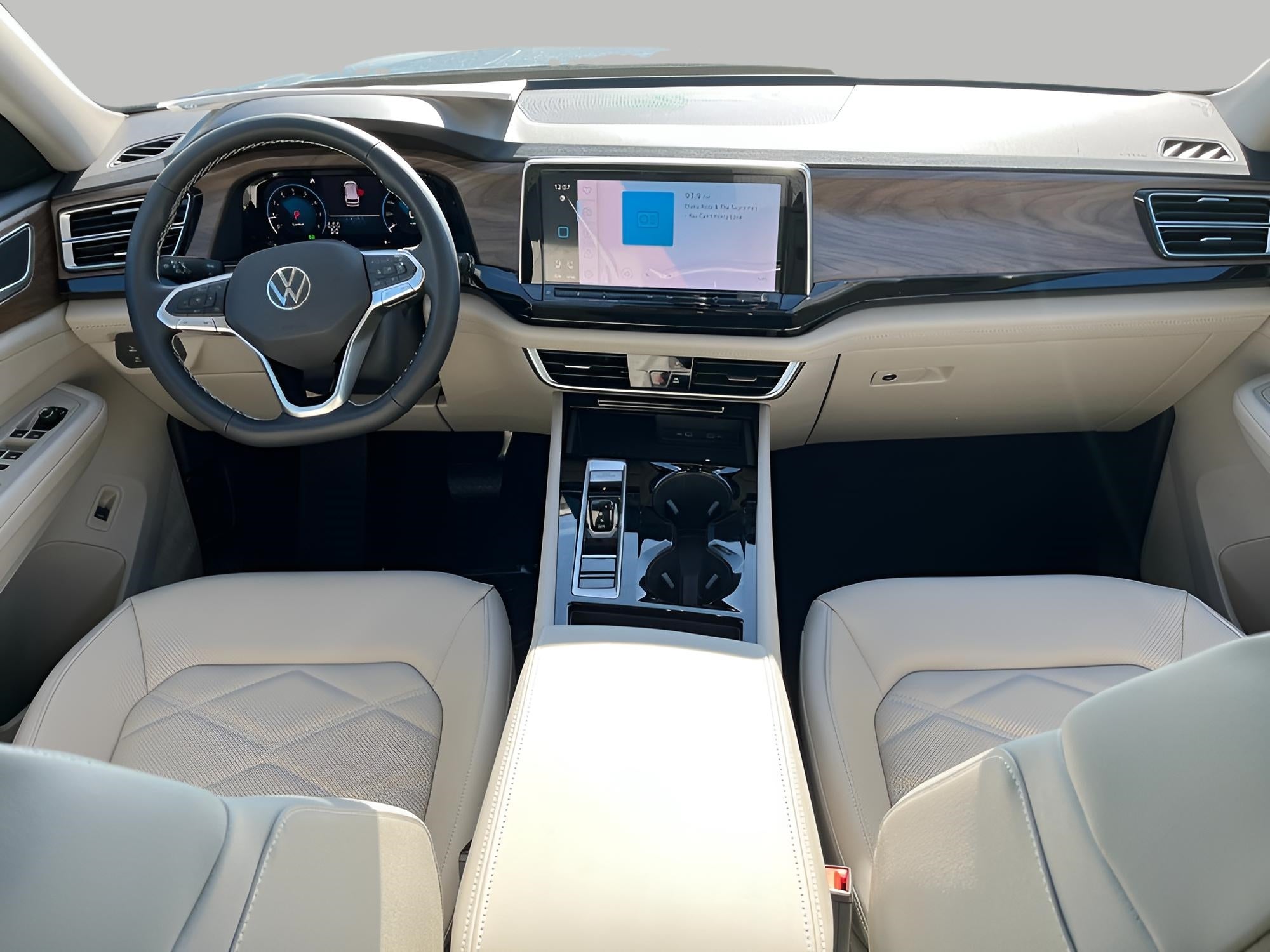 2026 Volkswagen Atlas 2.0T SE w/Technology 4MOTION