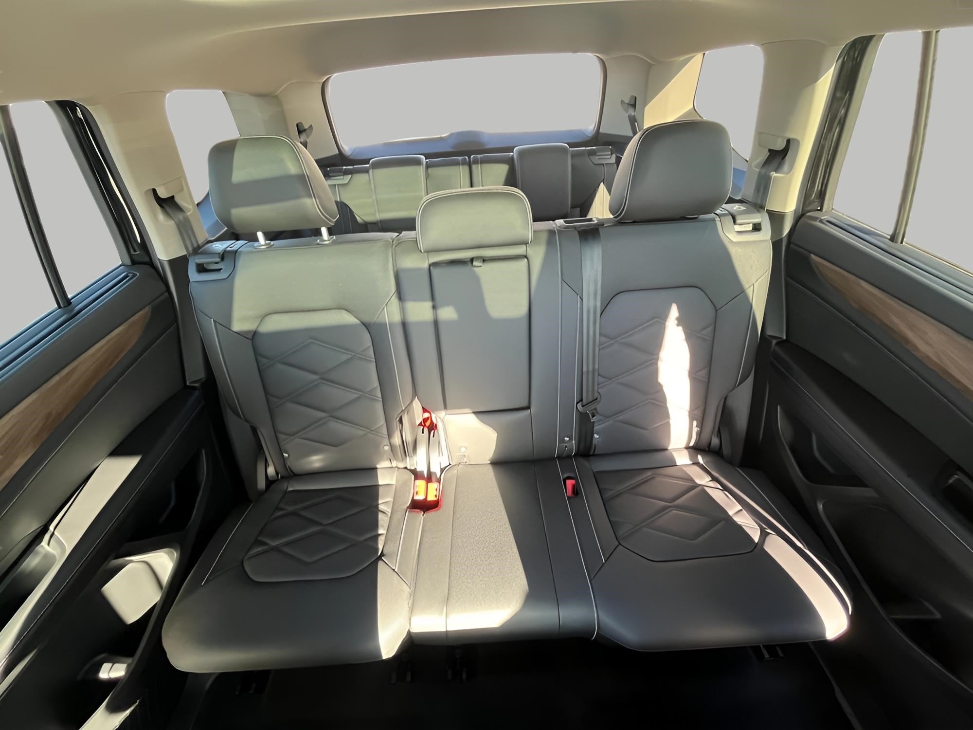 2026 Volkswagen Atlas 2.0T SE w/Technology 4MOTION