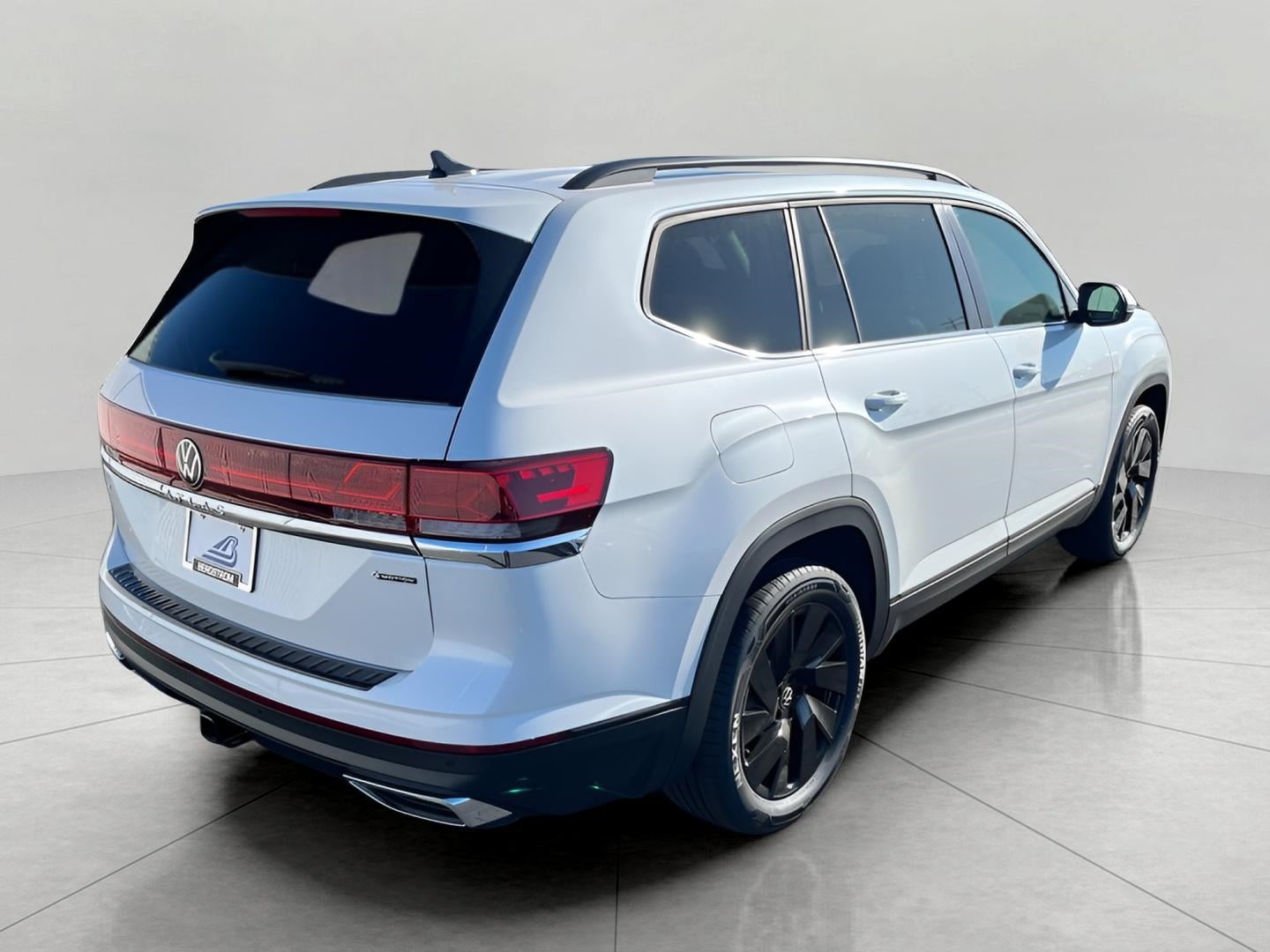 2026 Volkswagen Atlas 2.0T SE w/Technology 4MOTION