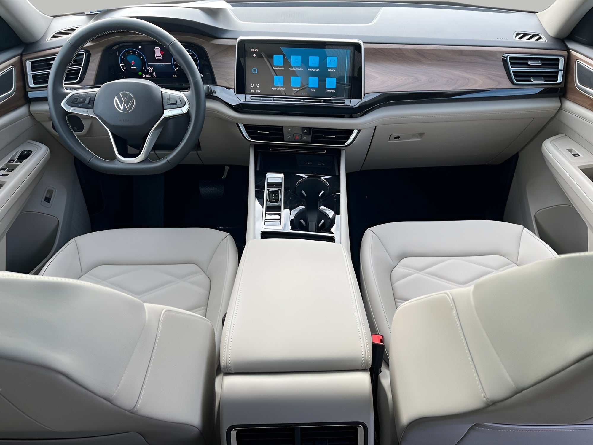 2026 Volkswagen Atlas 2.0T SE w/Technology 4MOTION