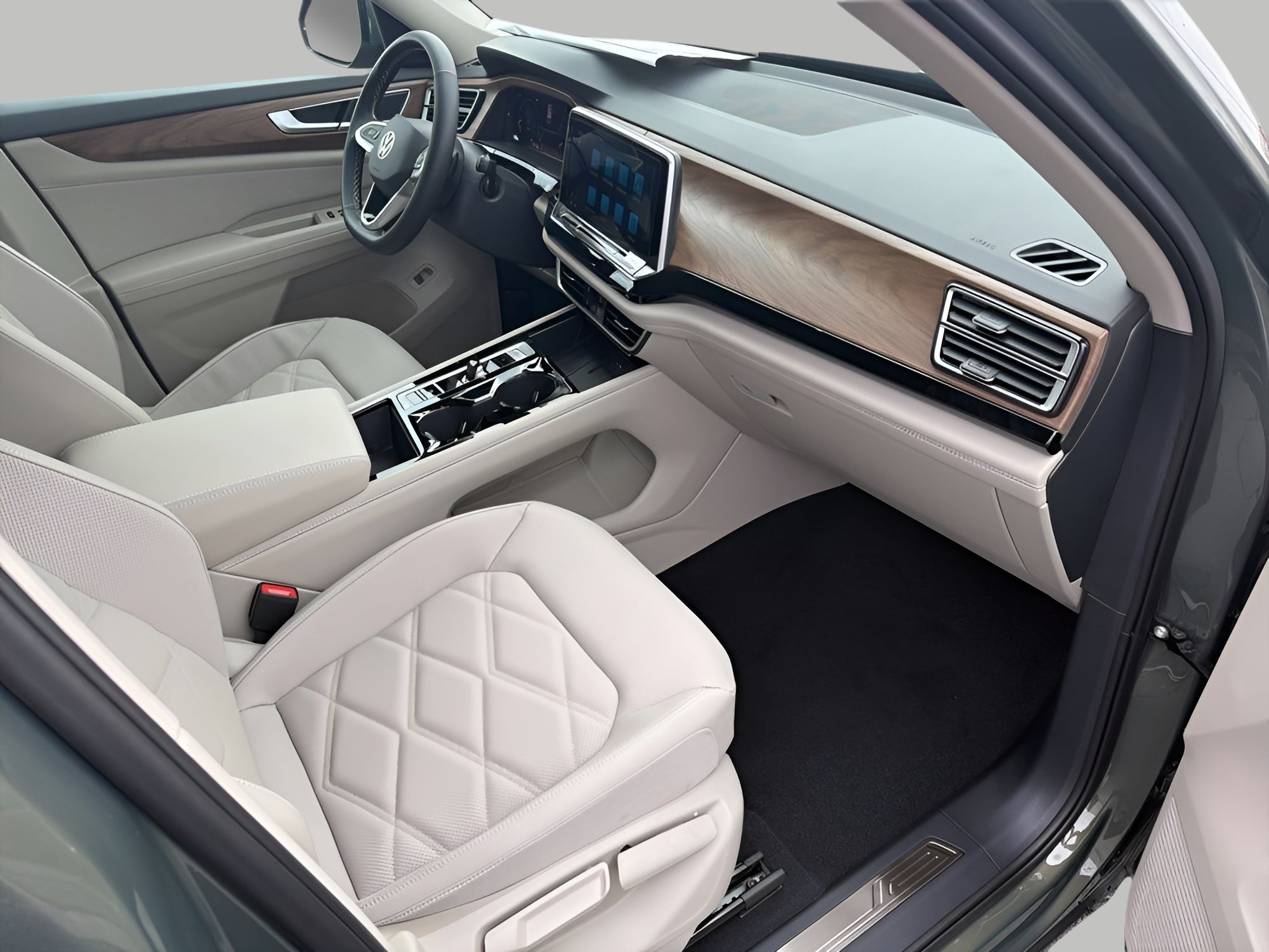 2026 Volkswagen Atlas 2.0T SE w/Technology 4MOTION
