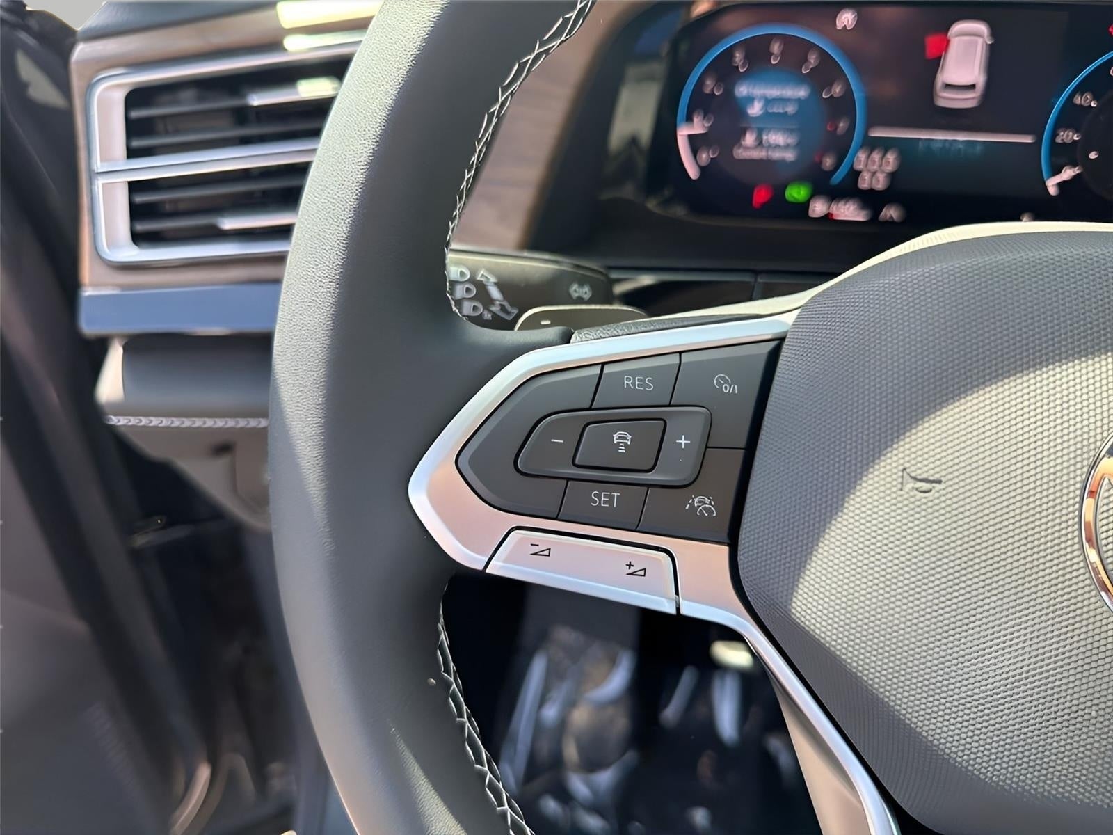 2026 Volkswagen Atlas 2.0T SE w/Technology 4MOTION