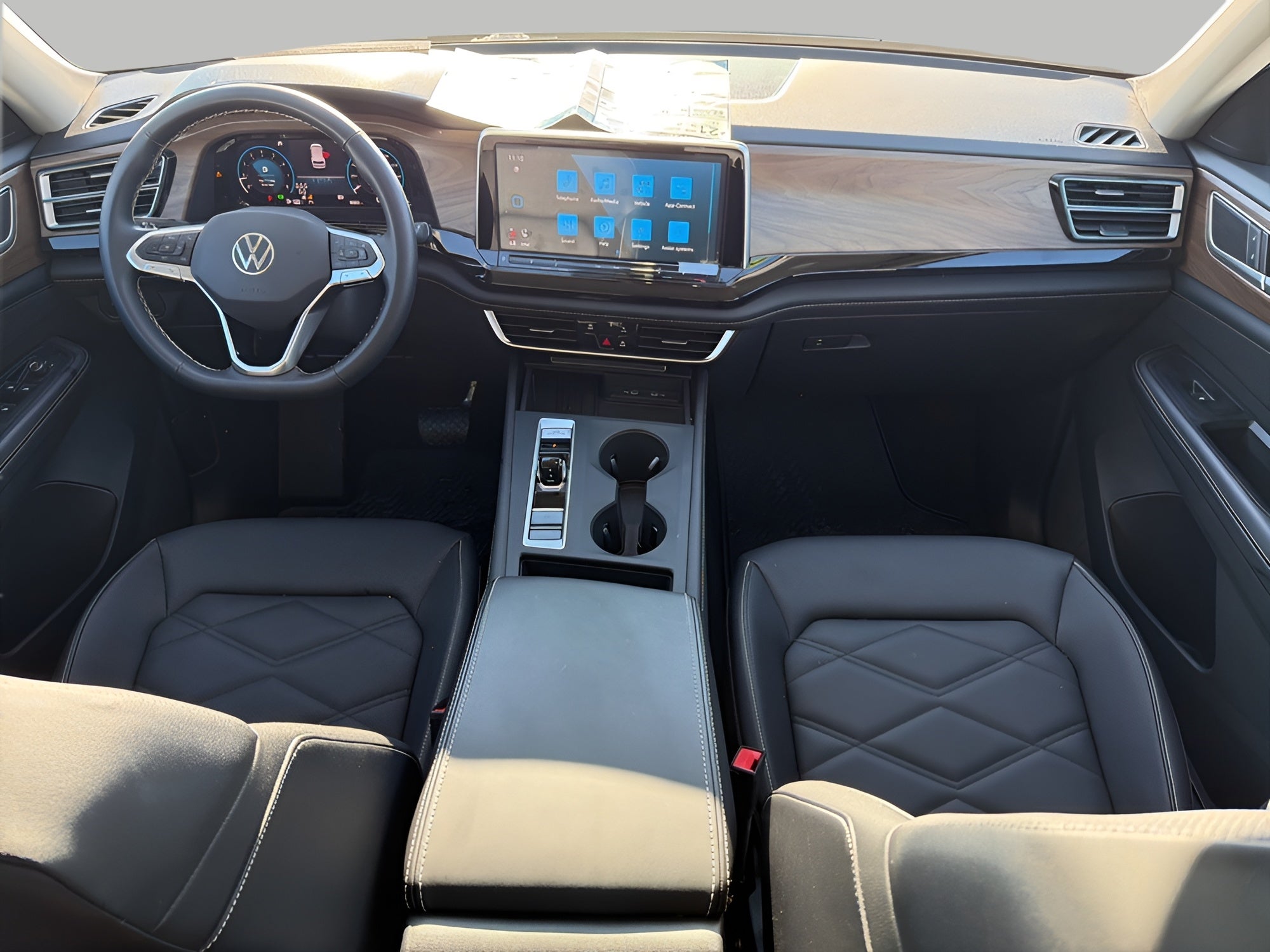 2025 Volkswagen Atlas 2.0T SE 4MOTION