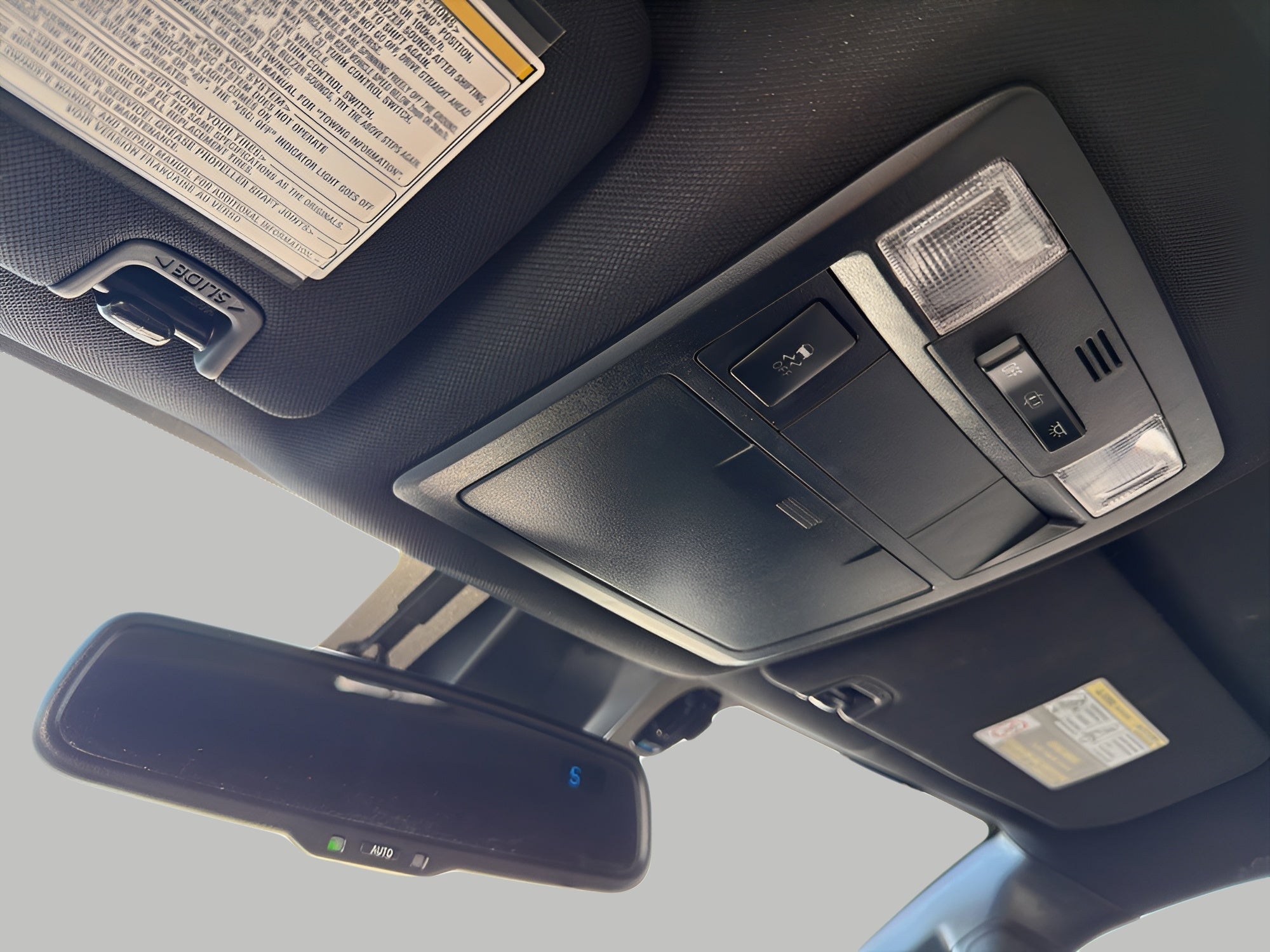 2018 Toyota TACOMA TRD Sport Double Cab 5' Bed V6 4x4 AT