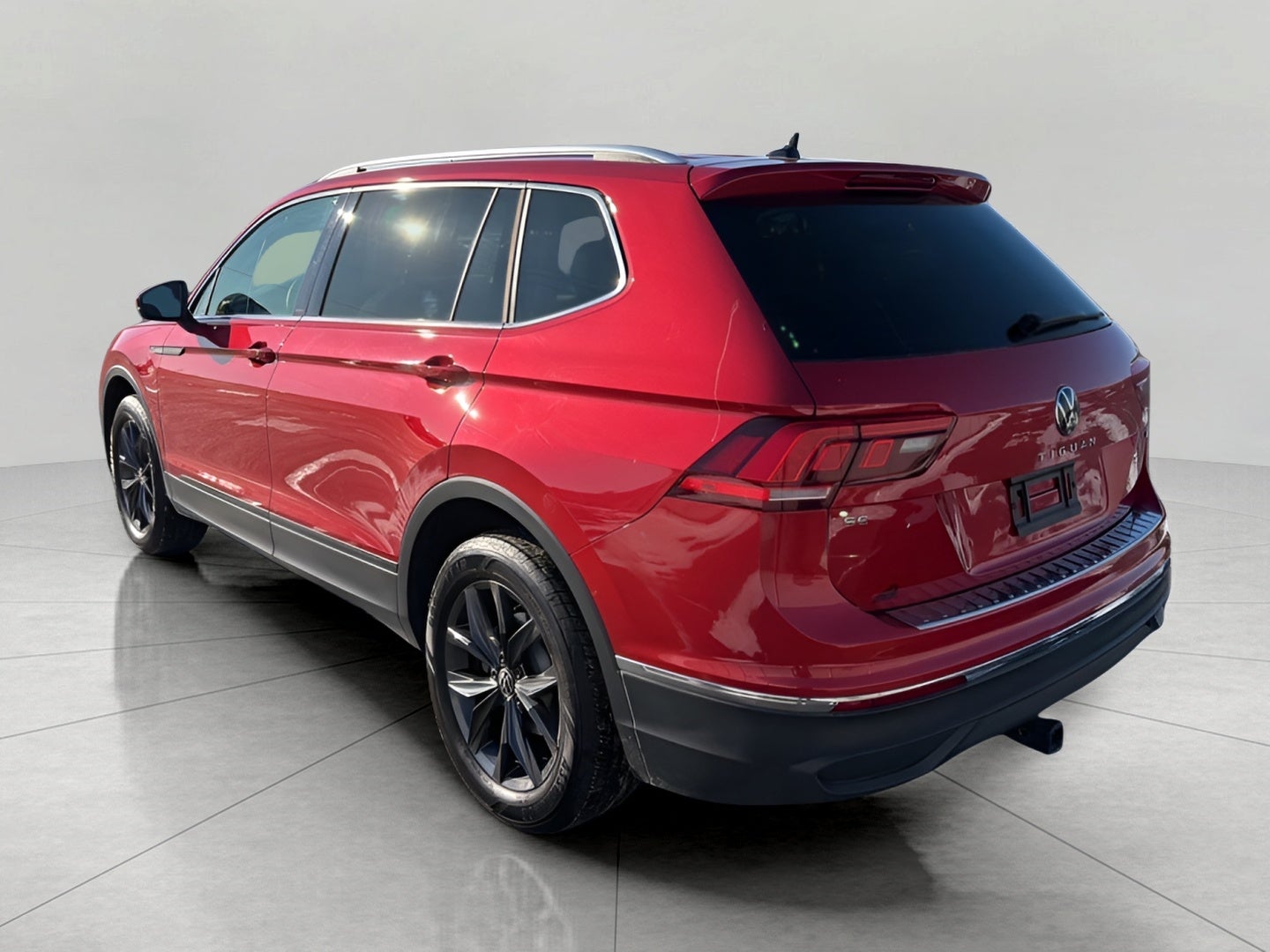 2023 Volkswagen Tiguan 2.0T SE 4MOTION