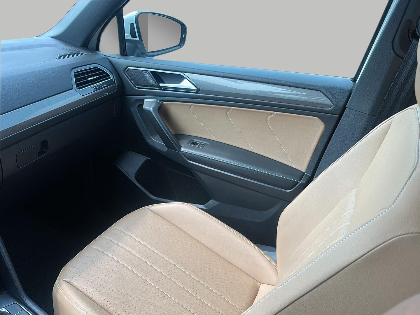 2023 Volkswagen Tiguan 2.0T SE 4MOTION
