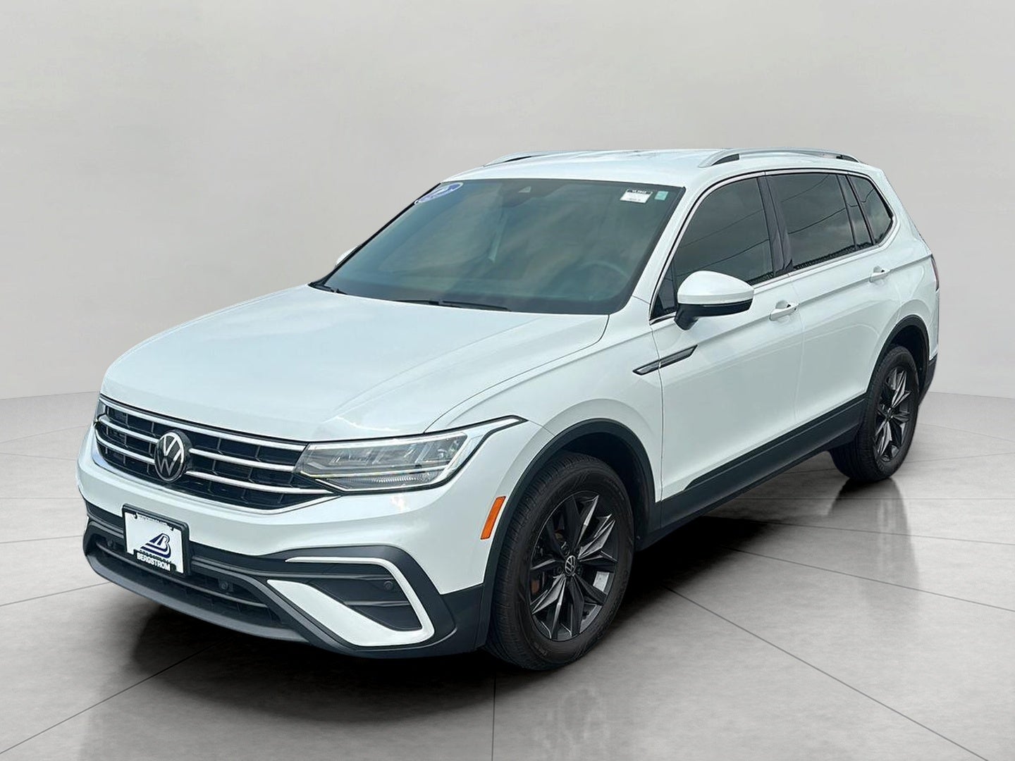 2023 Volkswagen Tiguan 2.0T SE 4MOTION