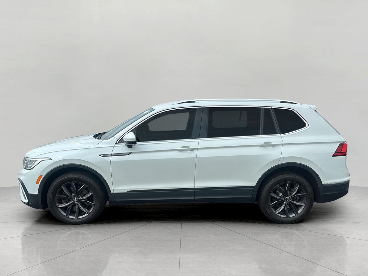 2023 Volkswagen Tiguan 2.0T SE 4MOTION