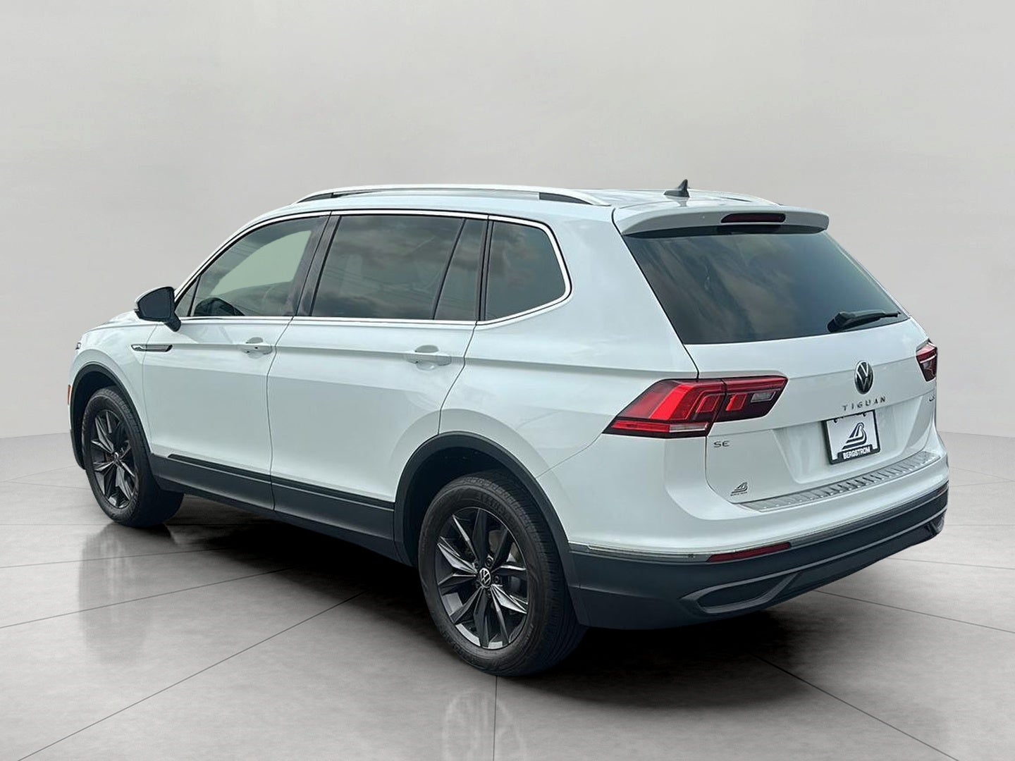 2023 Volkswagen Tiguan 2.0T SE 4MOTION