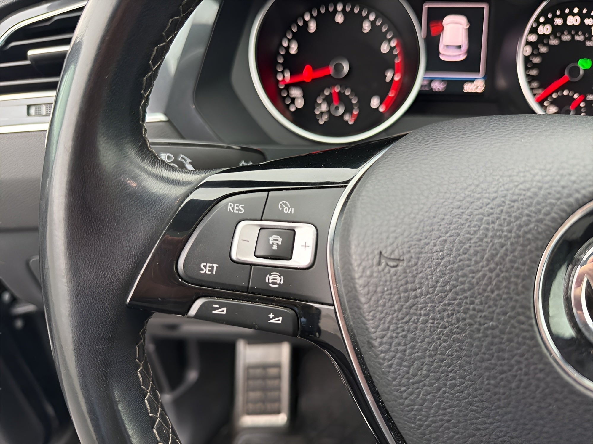 2021 Volkswagen Tiguan 2.0T SE R-Line Black 4MOTION