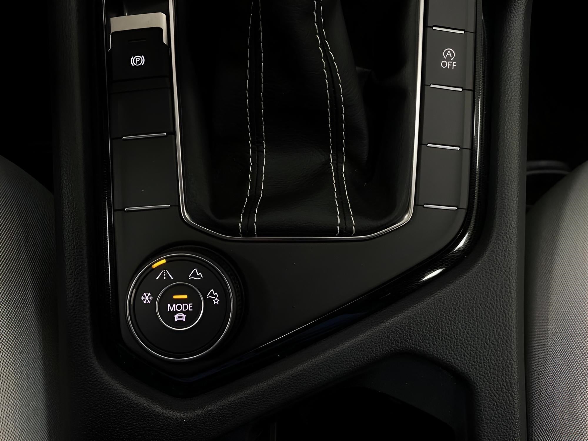 2026 Volkswagen Taos S 4MOTION