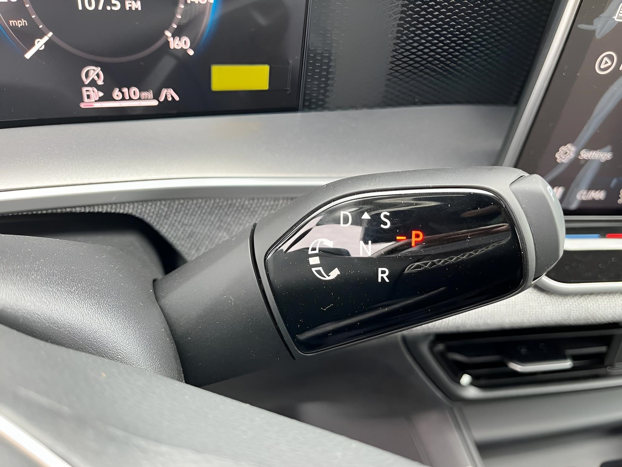 2025 Volkswagen Tiguan 2.0T S 4MOTION