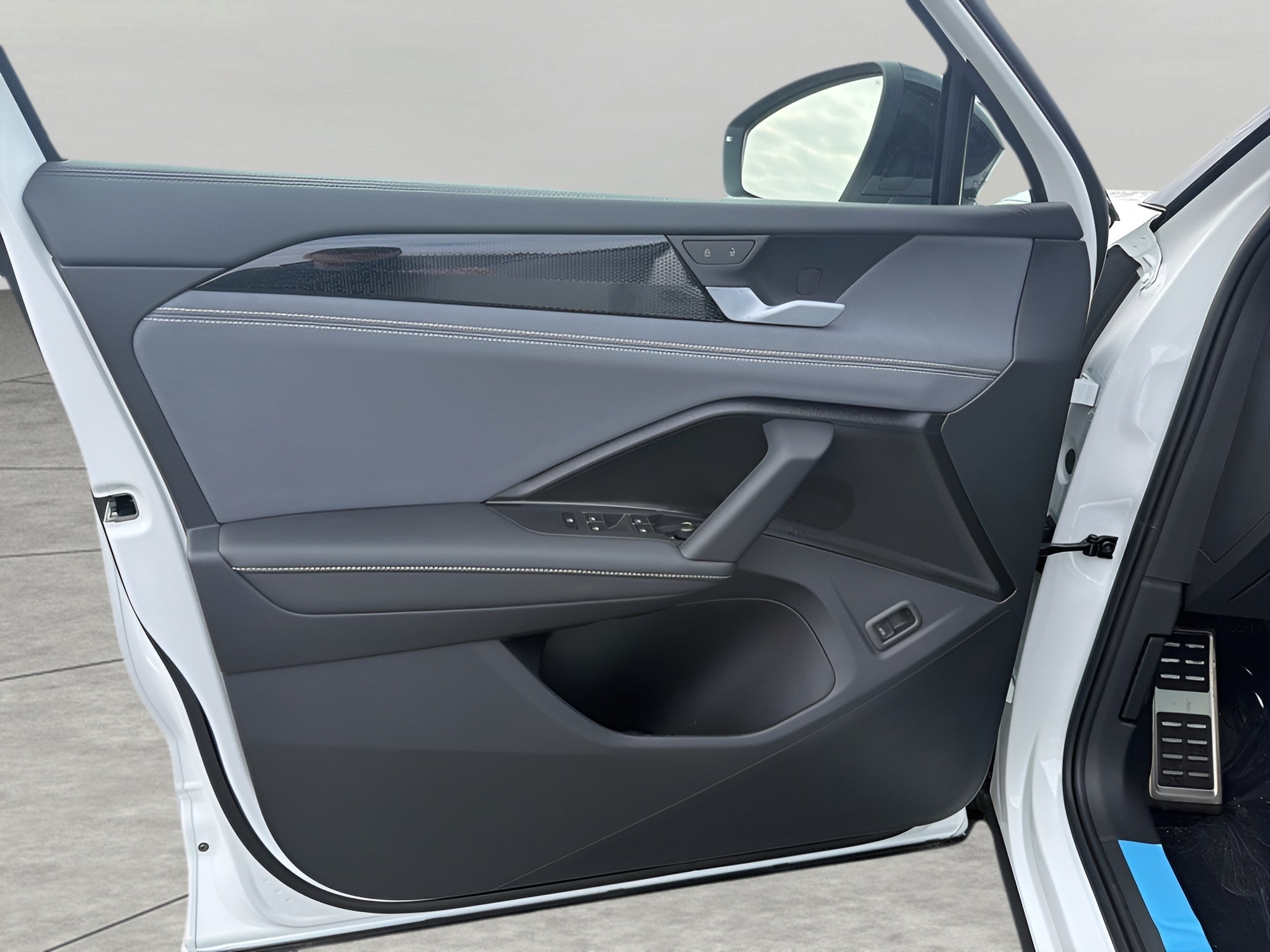 2026 Volkswagen Tiguan SE R-Line Black 4MOTION