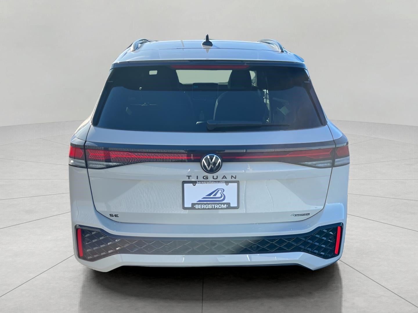 2026 Volkswagen Tiguan SE R-Line Black 4MOTION