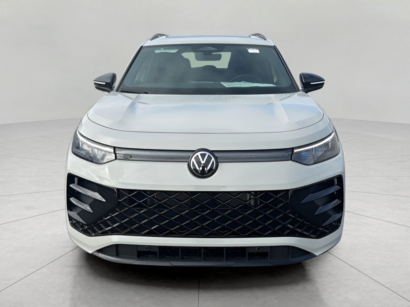 2026 Volkswagen Tiguan SE R-Line Black FWD