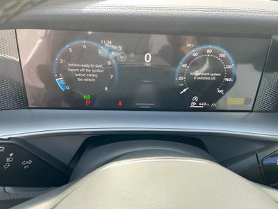 2025 Volkswagen Tiguan 2.0T SE 4MOTION