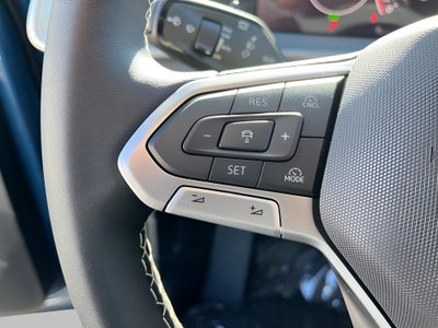 2025 Volkswagen Tiguan 2.0T SE 4MOTION