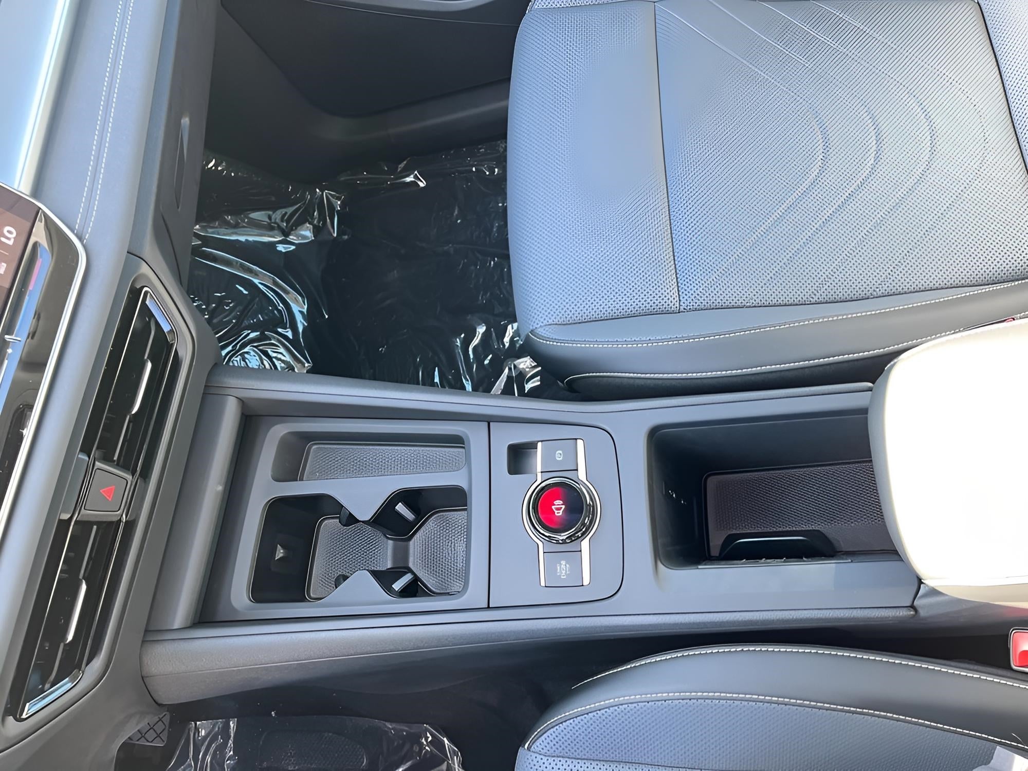 2025 Volkswagen Tiguan 2.0T SE 4MOTION