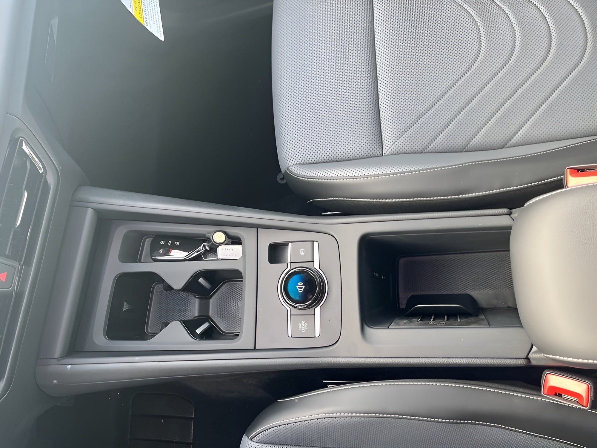 2025 Volkswagen Tiguan 2.0T SE 4MOTION