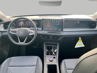 2025 Volkswagen Tiguan 2.0T SE 4MOTION