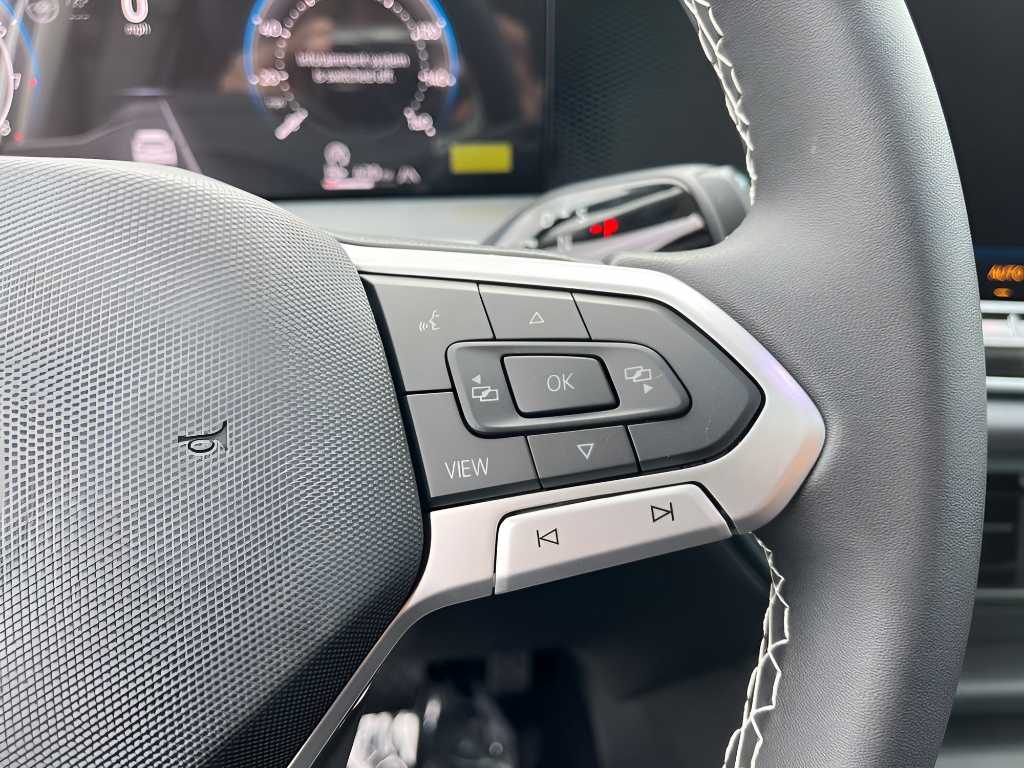 2026 Volkswagen Tiguan SE 4MOTION