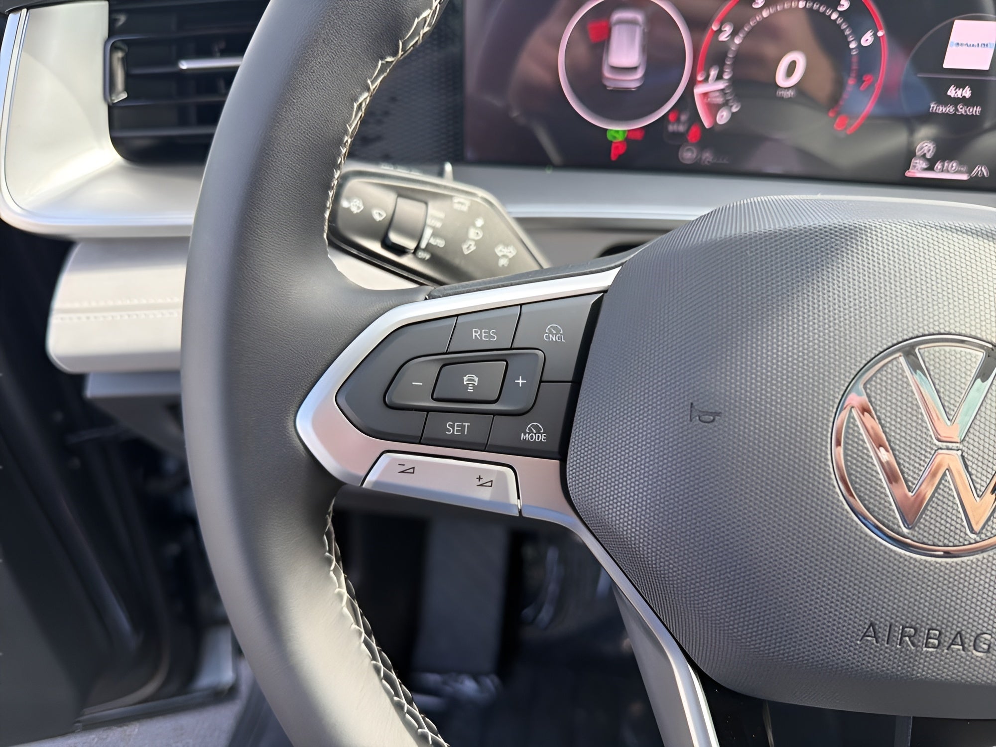 2026 Volkswagen Tiguan SE 4MOTION