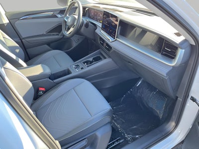 2025 Volkswagen Tiguan 2.0T SE 4MOTION