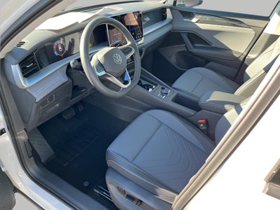 2025 Volkswagen Tiguan 2.0T SE 4MOTION