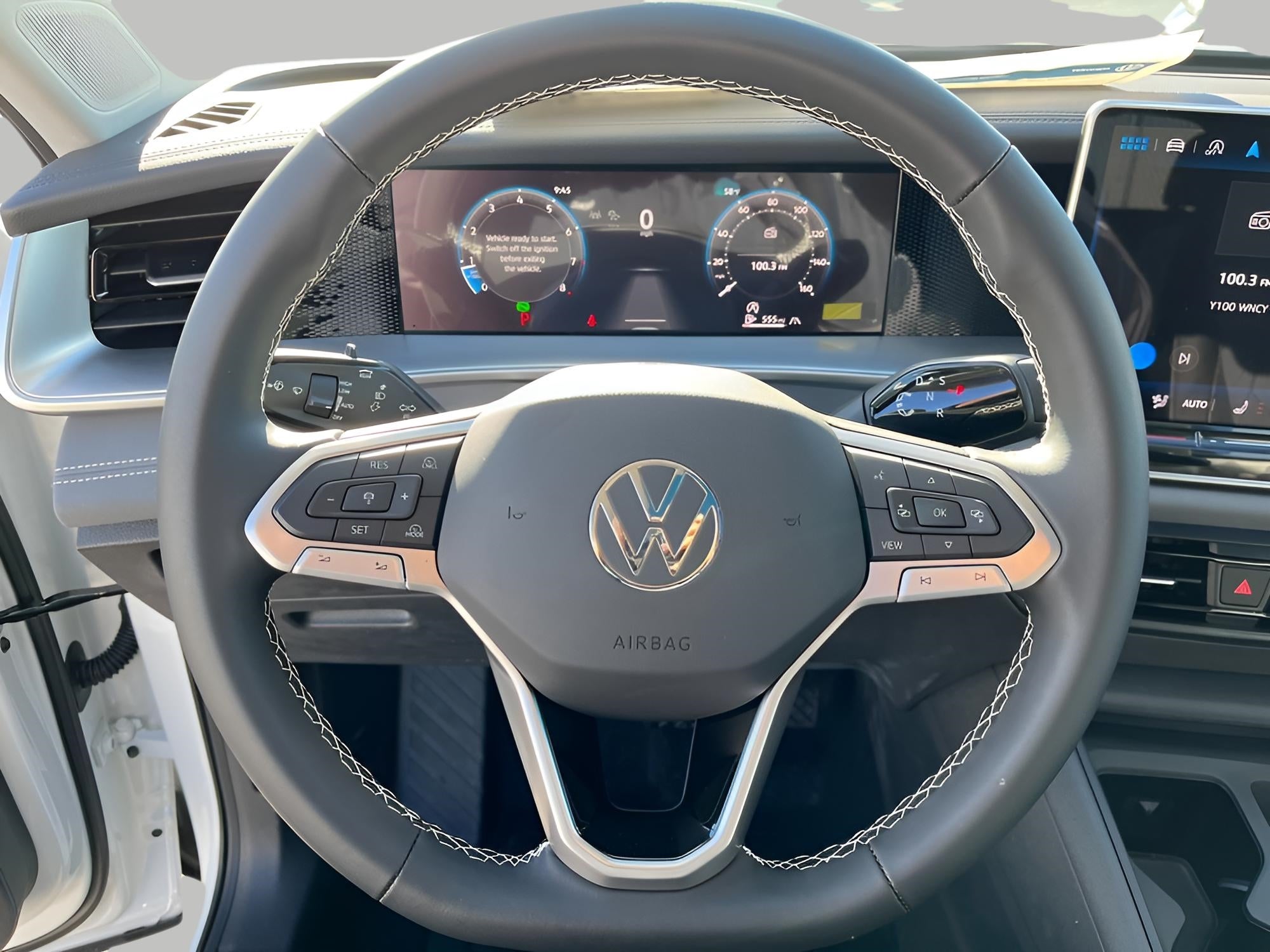 2025 Volkswagen Tiguan 2.0T SE 4MOTION