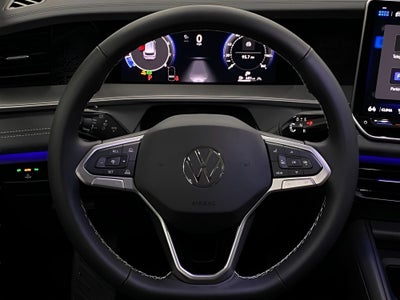 2025 Volkswagen Tiguan 2.0T SE 4MOTION