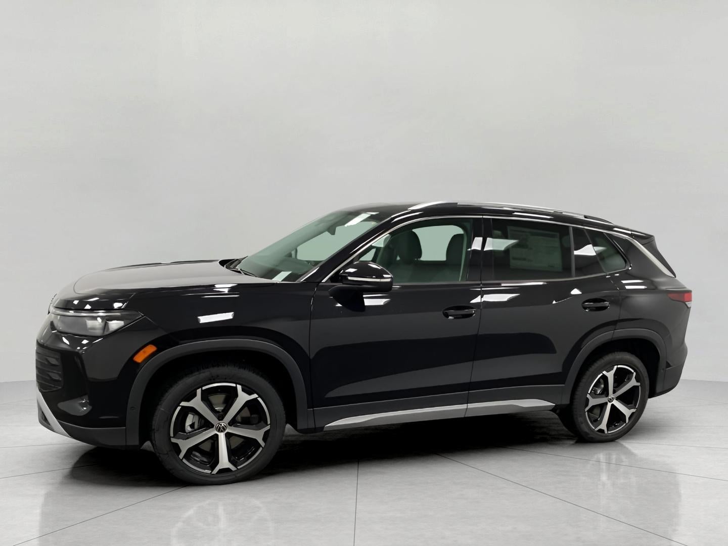 2025 Volkswagen Tiguan 2.0T SE 4MOTION