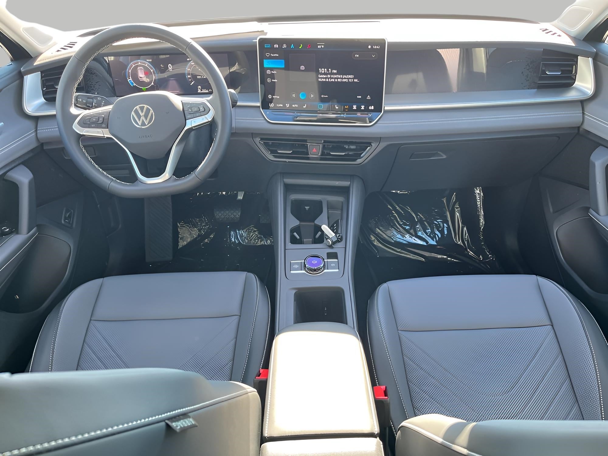 2025 Volkswagen Tiguan 2.0T SE 4MOTION