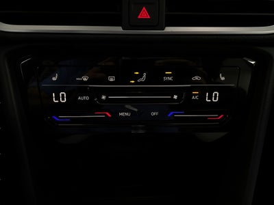 2026 Volkswagen Taos SE FWD