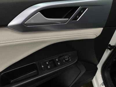 2026 Volkswagen Taos SE FWD