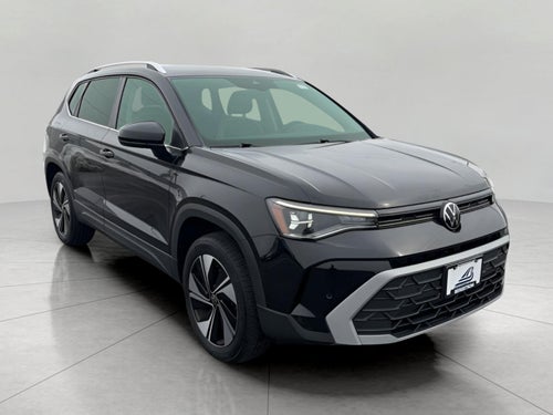 2025 Volkswagen Taos SE 4MOTION