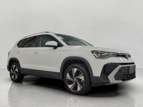 2025 Volkswagen Taos SE 4MOTION