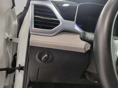 2025 Volkswagen Taos SE 4MOTION