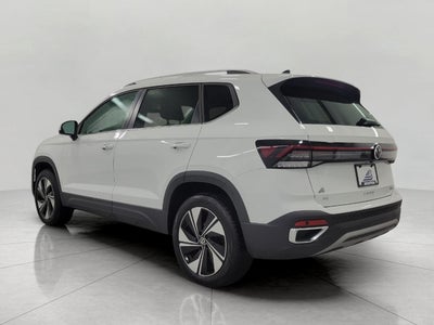 2025 Volkswagen Taos SE 4MOTION
